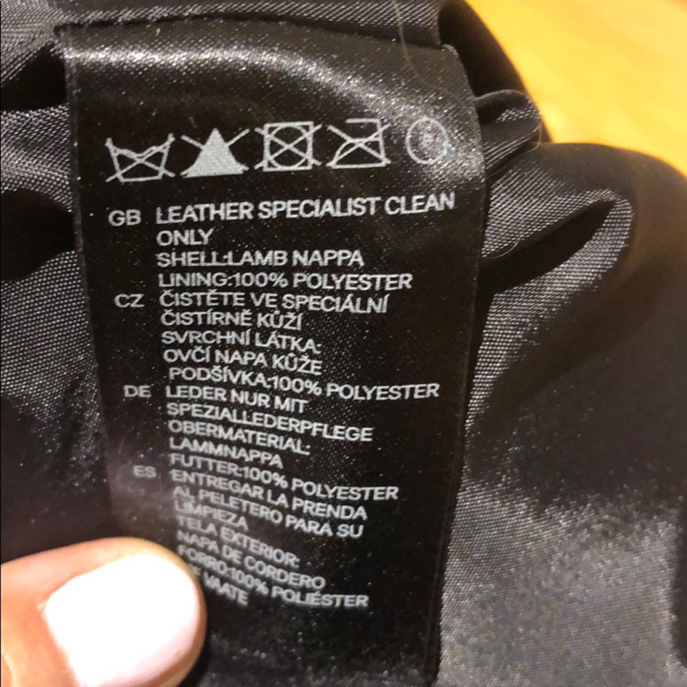Leather Mini Skirt - Picture 5 of 6